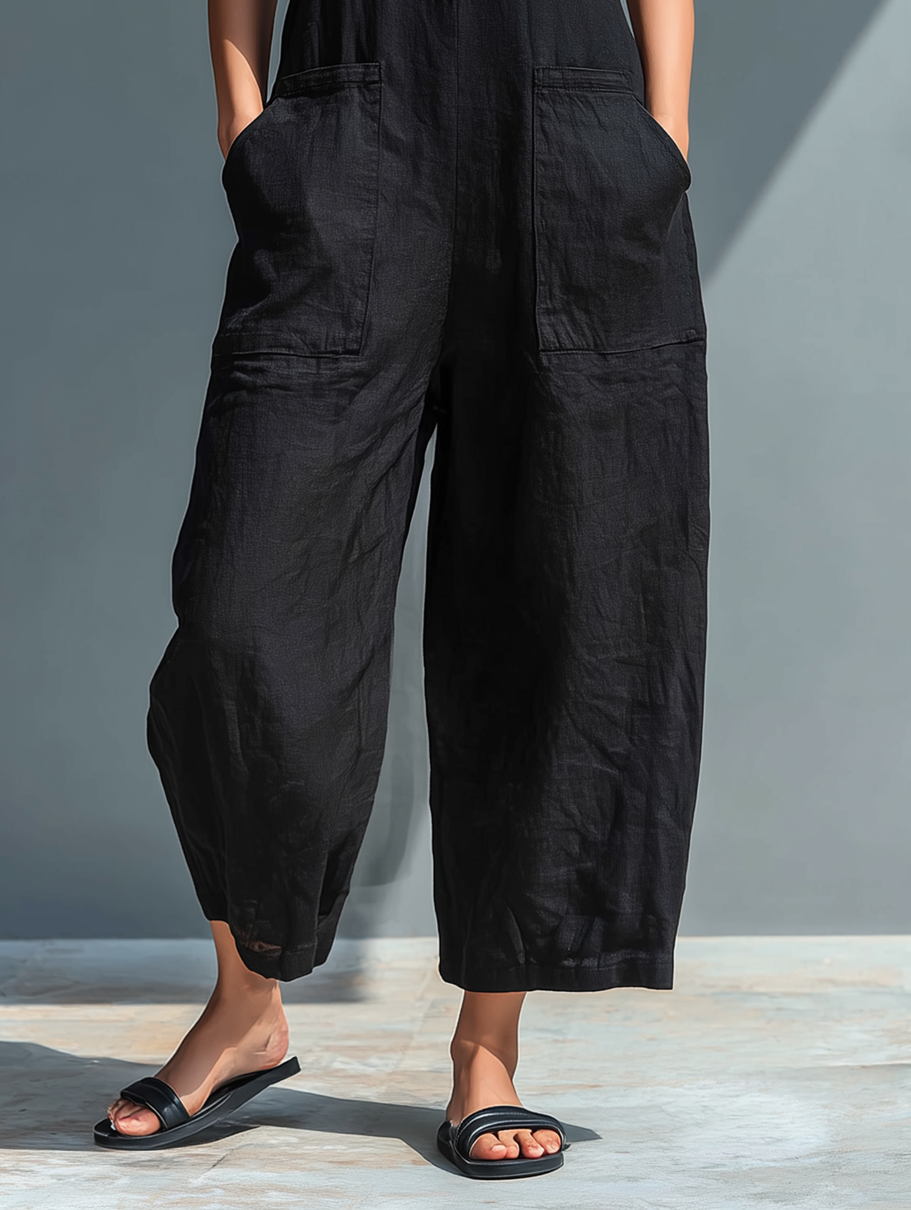 Salma| Mono holgado sin mangas de mujer, en mezcla de lino y estilo minimalista