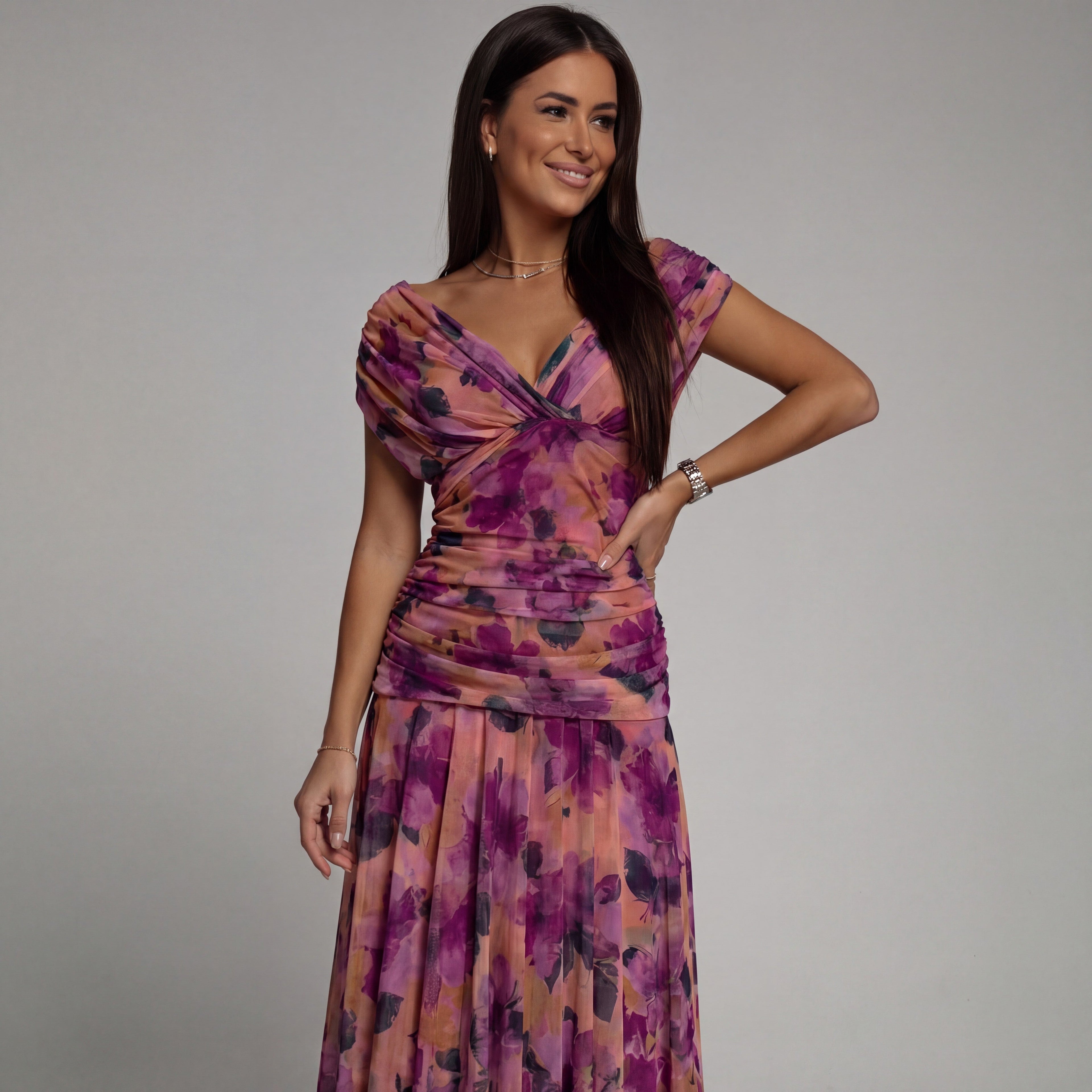 Zoe | Vestido largo floral con cuello en V